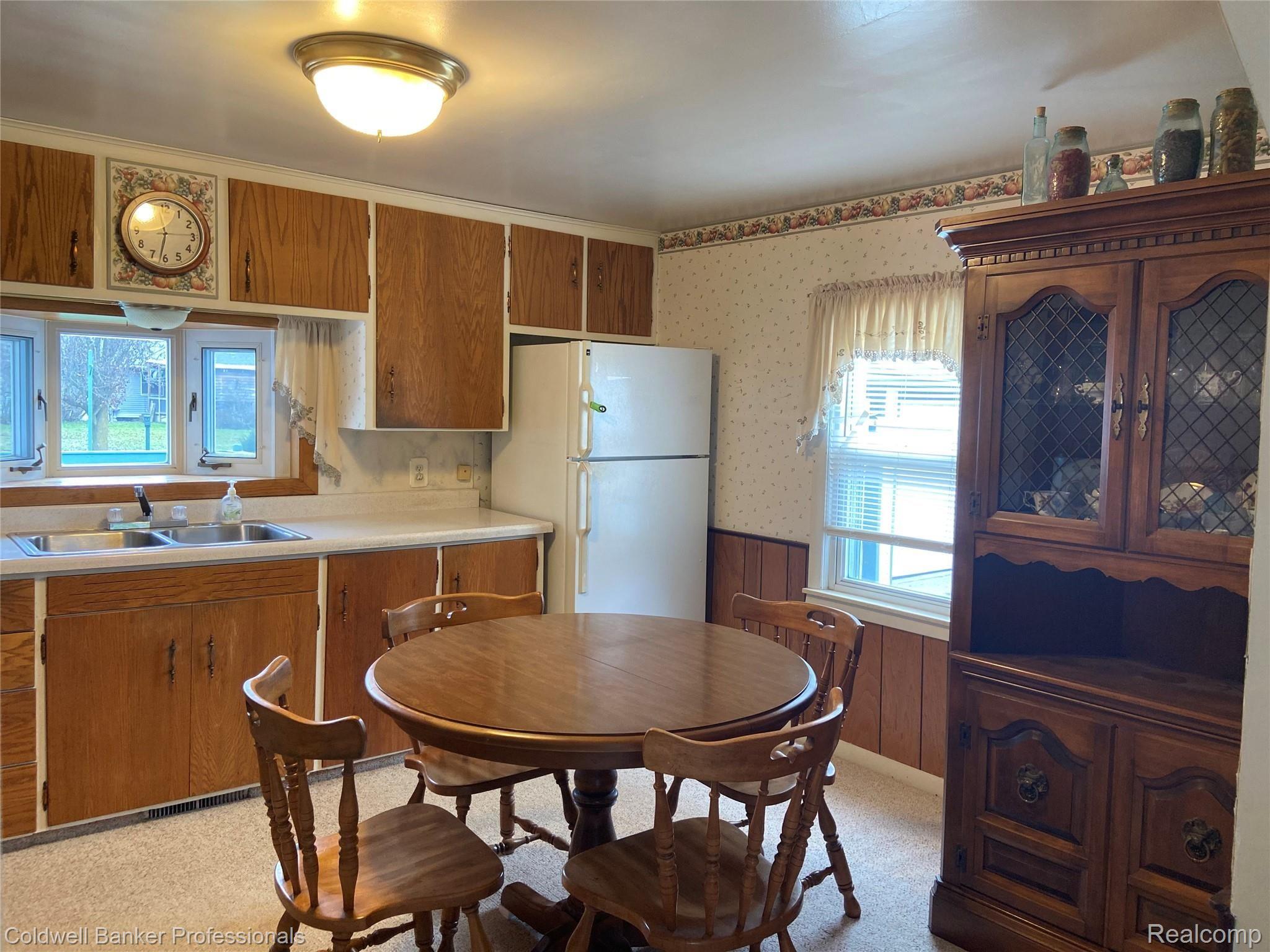 1642 Fish Lake Road Lapeer, MI 48446 - Photo 18 of 33 664C1D9E-3ACB-466A-B401-943A8D301161.jpeg