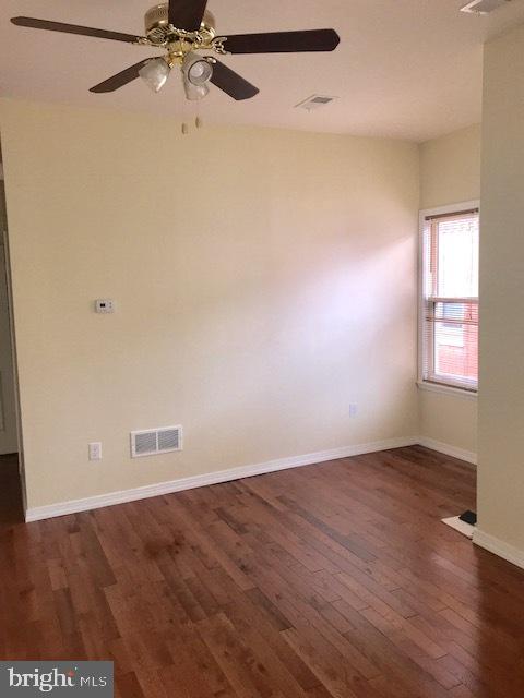 767 South 4th Street, Unit 3 Philadelphia, PA 19147 - Photo 2 of 10 an empty room with a window and a ceiling fan