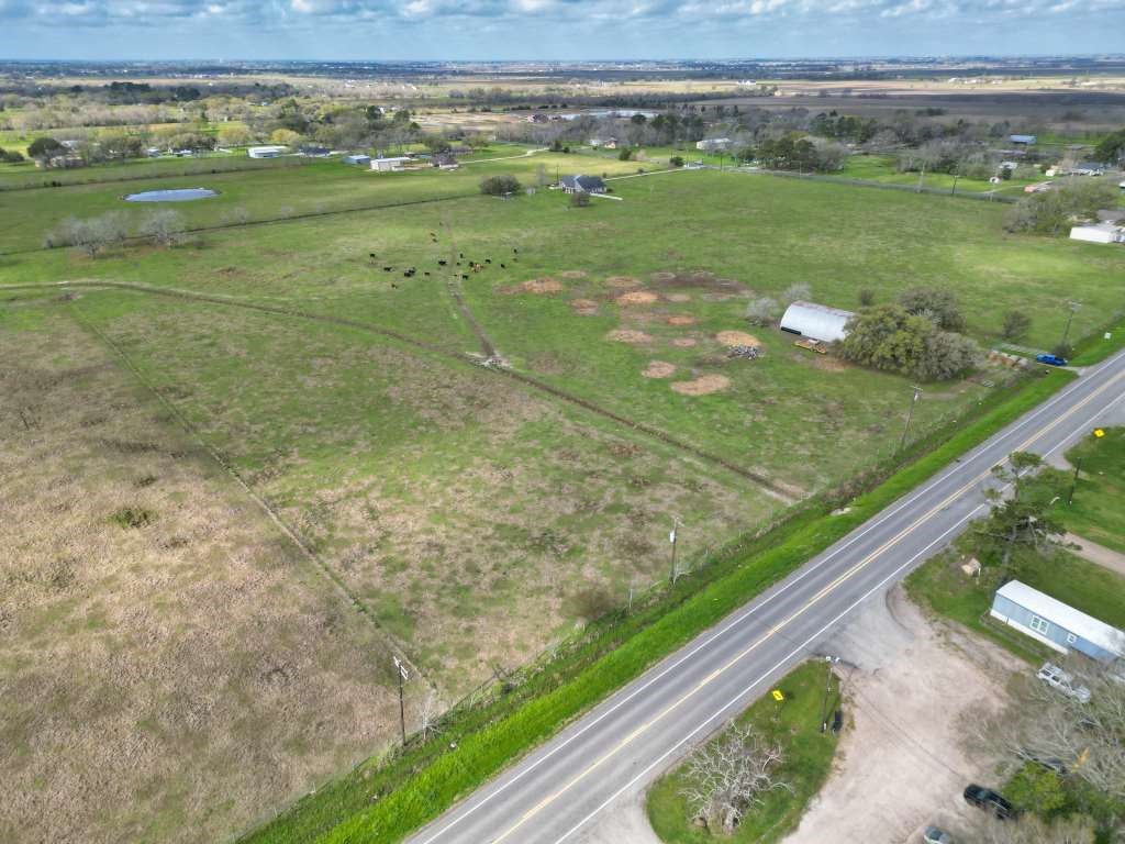 10310 FM 361 Road Needville, TX 77461 - Photo 12 of 29