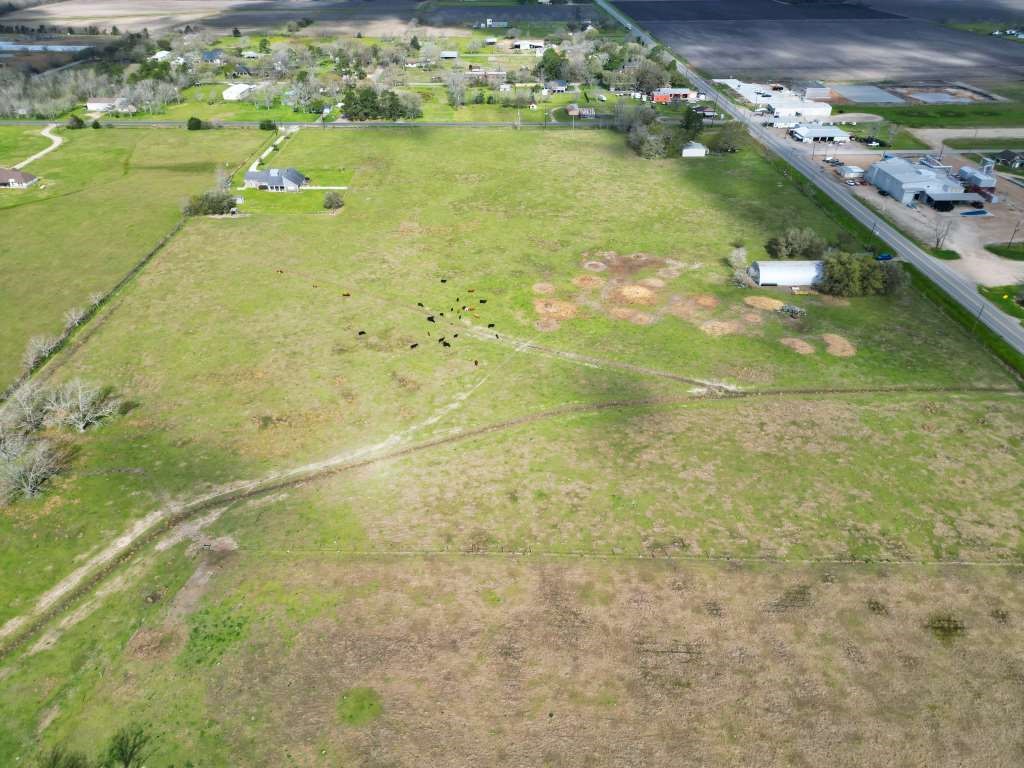 10310 FM 361 Road Needville, TX 77461 - Photo 13 of 29
