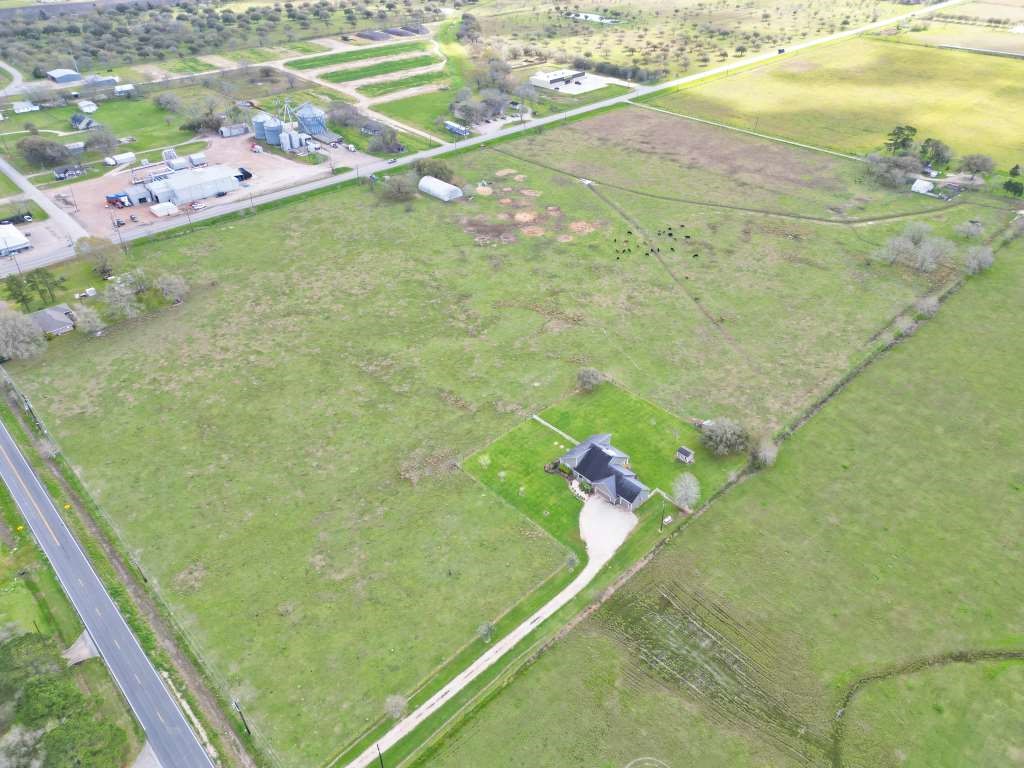 10310 FM 361 Road Needville, TX 77461 - Photo 17 of 29