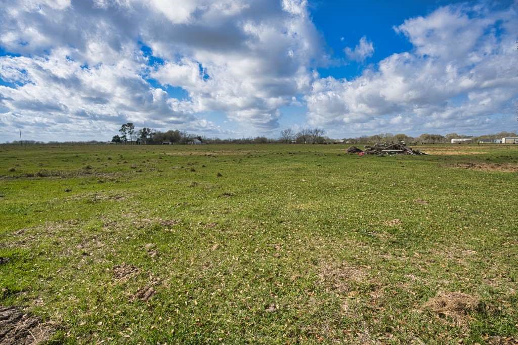 10310 FM 361 Road Needville, TX 77461 - Photo 8 of 29