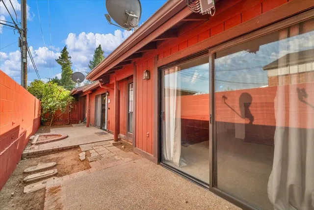 a view of an entryway