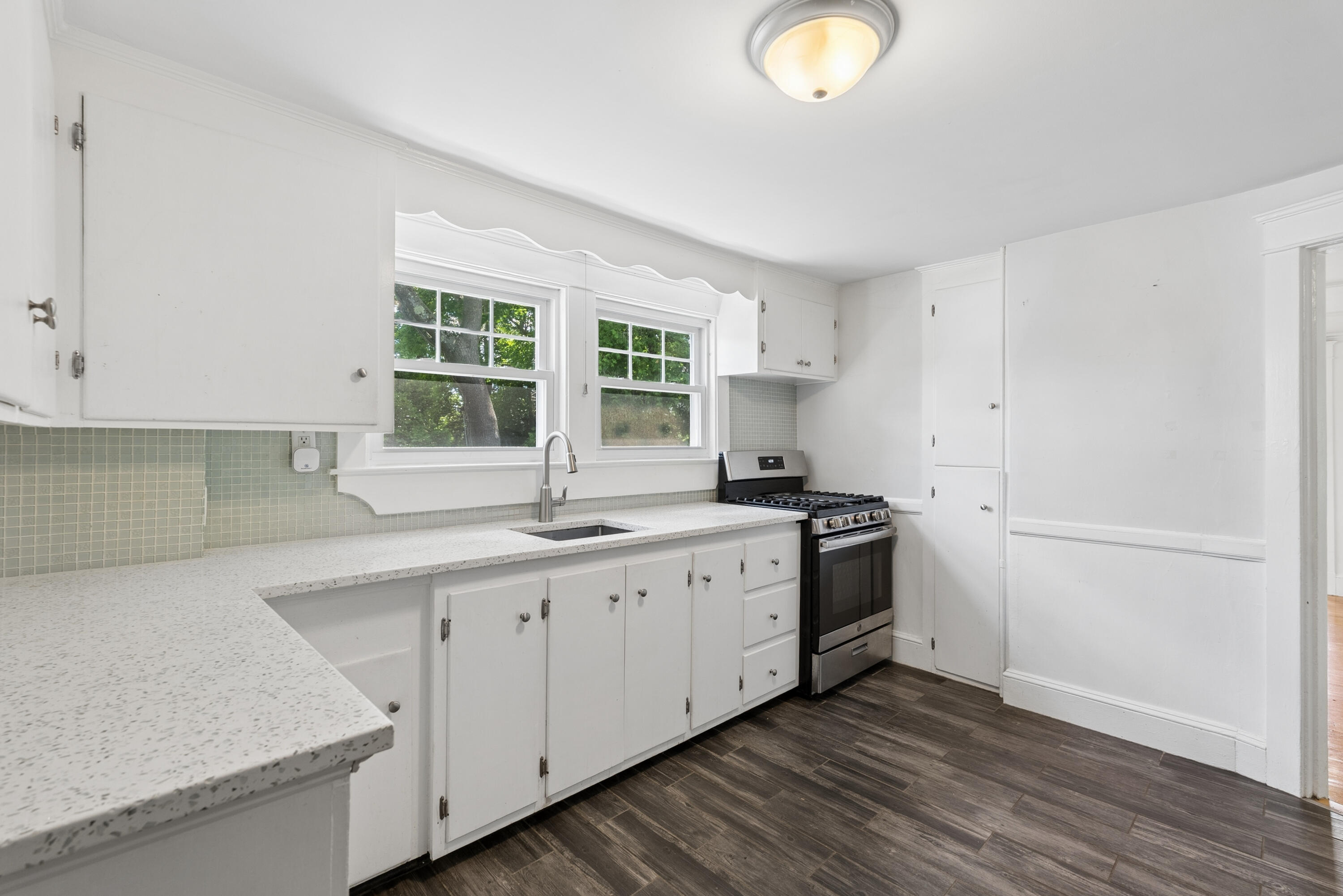 13 Wellington Road Portland, ME 04103 - Photo 7 of 43 DSC02337