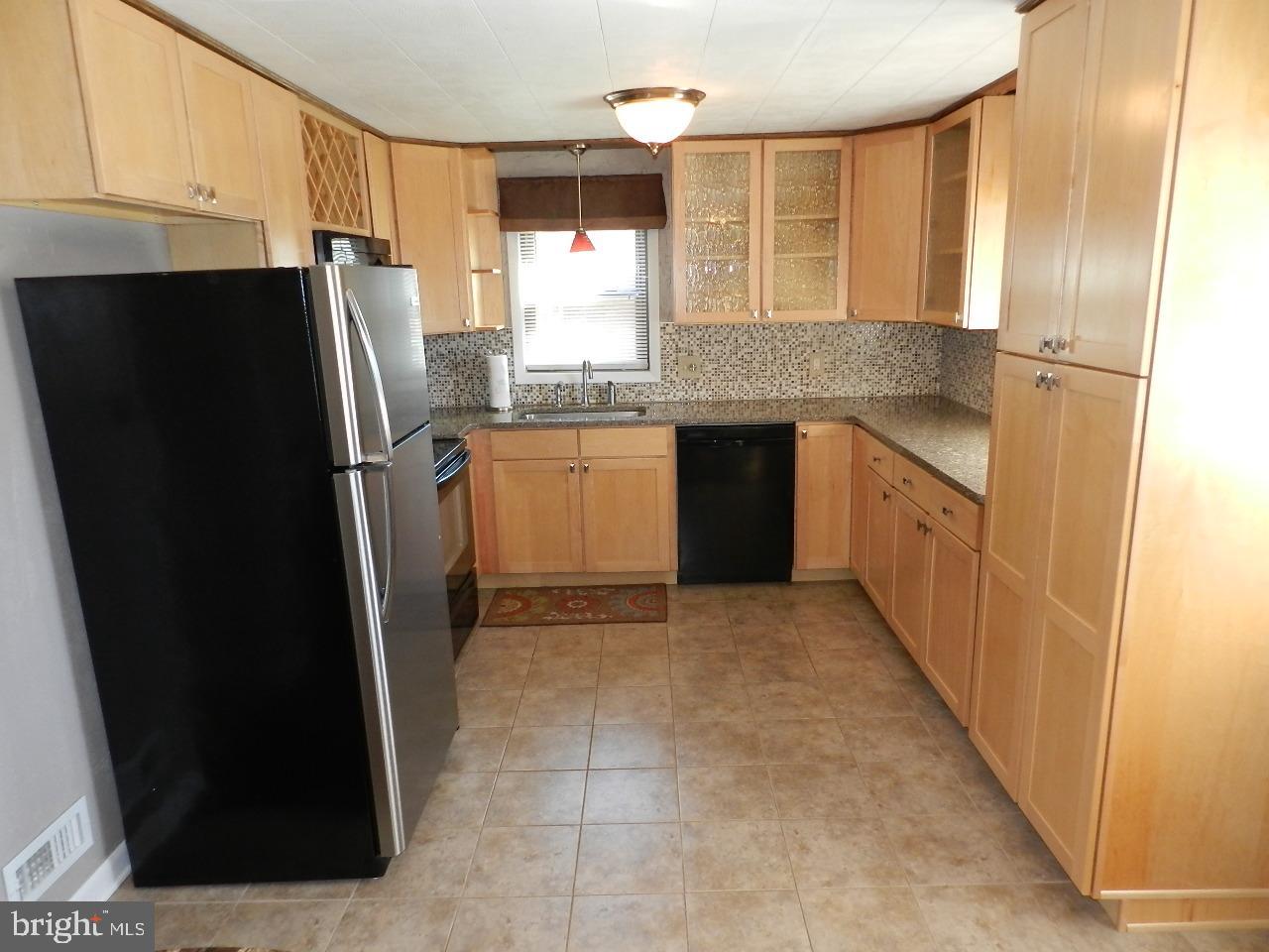 601 Evergreen Road New Cumberland, PA 17070 - Photo 3 of 29 Gallery Image 3