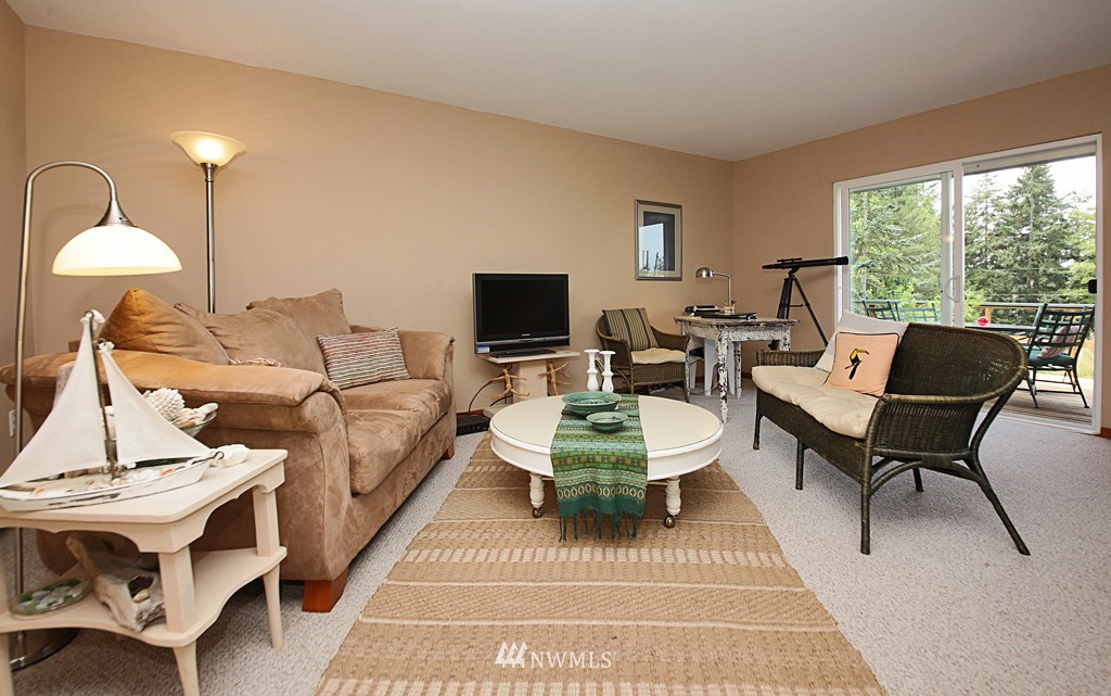 3306 East Harbor Road Langley, WA 98260 - Photo 7 of 15