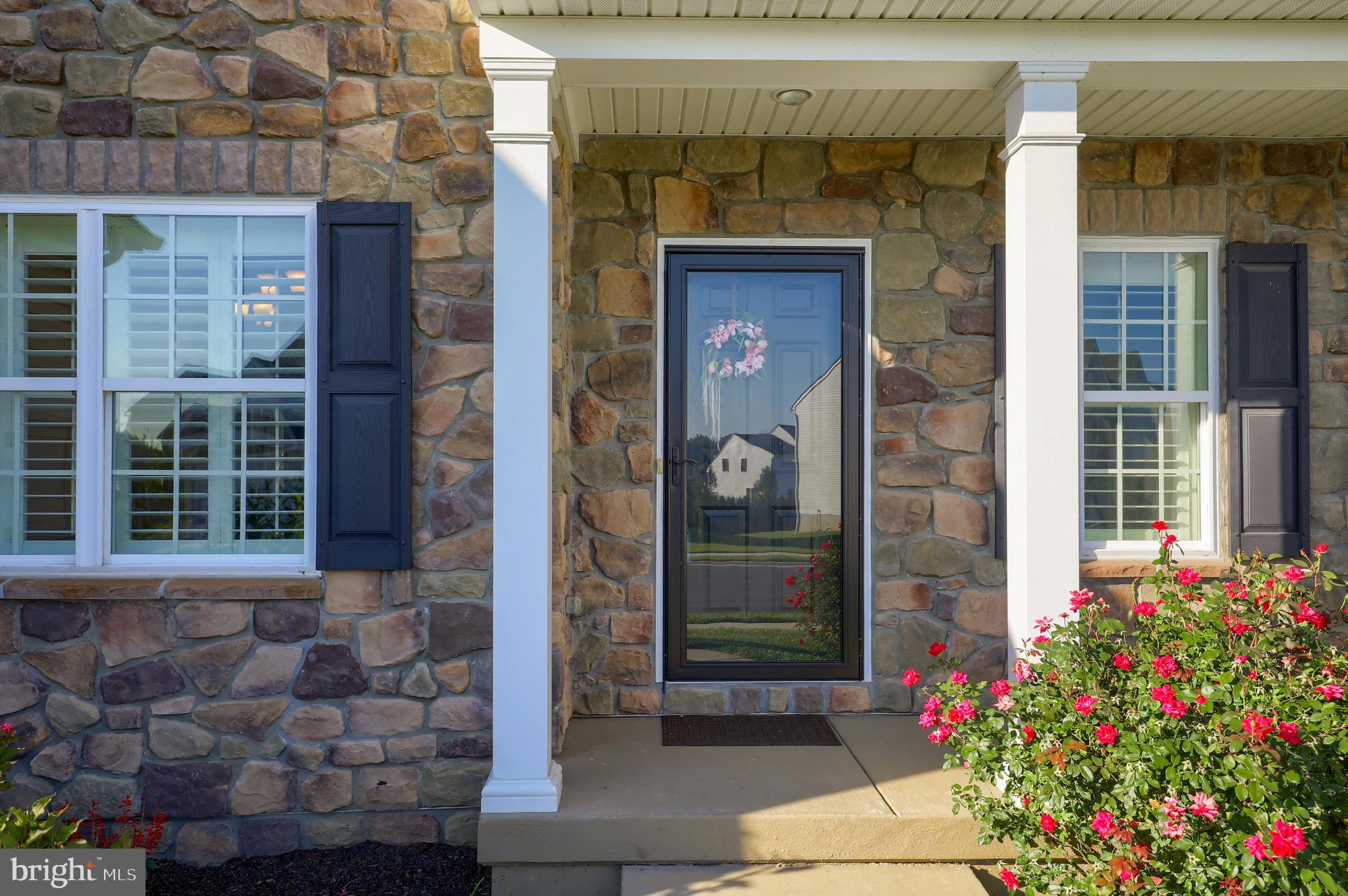 664 Warminster Lane Lititz, PA 17543 - Photo 6 of 52 Gallery Image 6