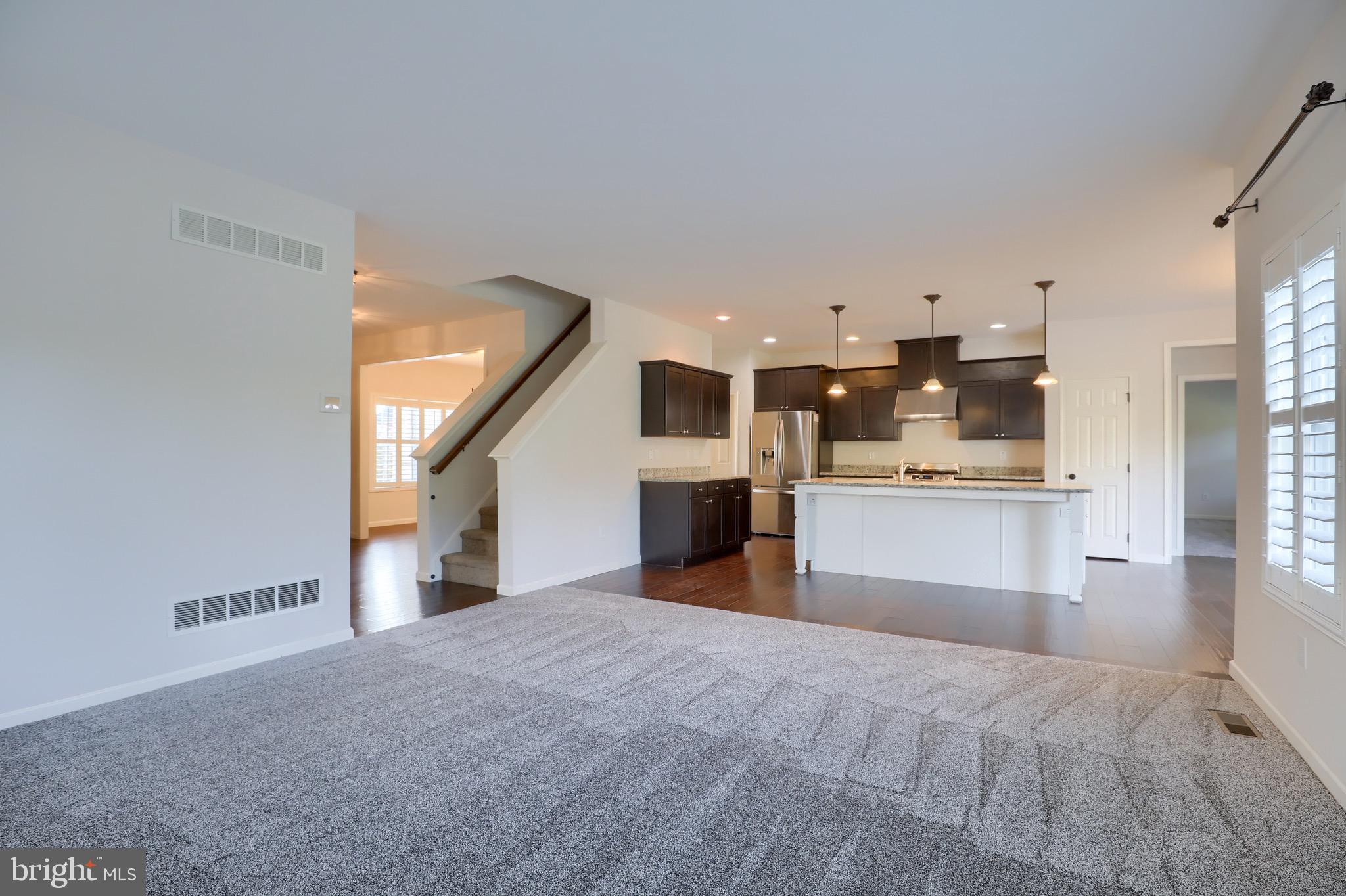 664 Warminster Lane Lititz, PA 17543 - Photo 7 of 52 Gallery Image 7