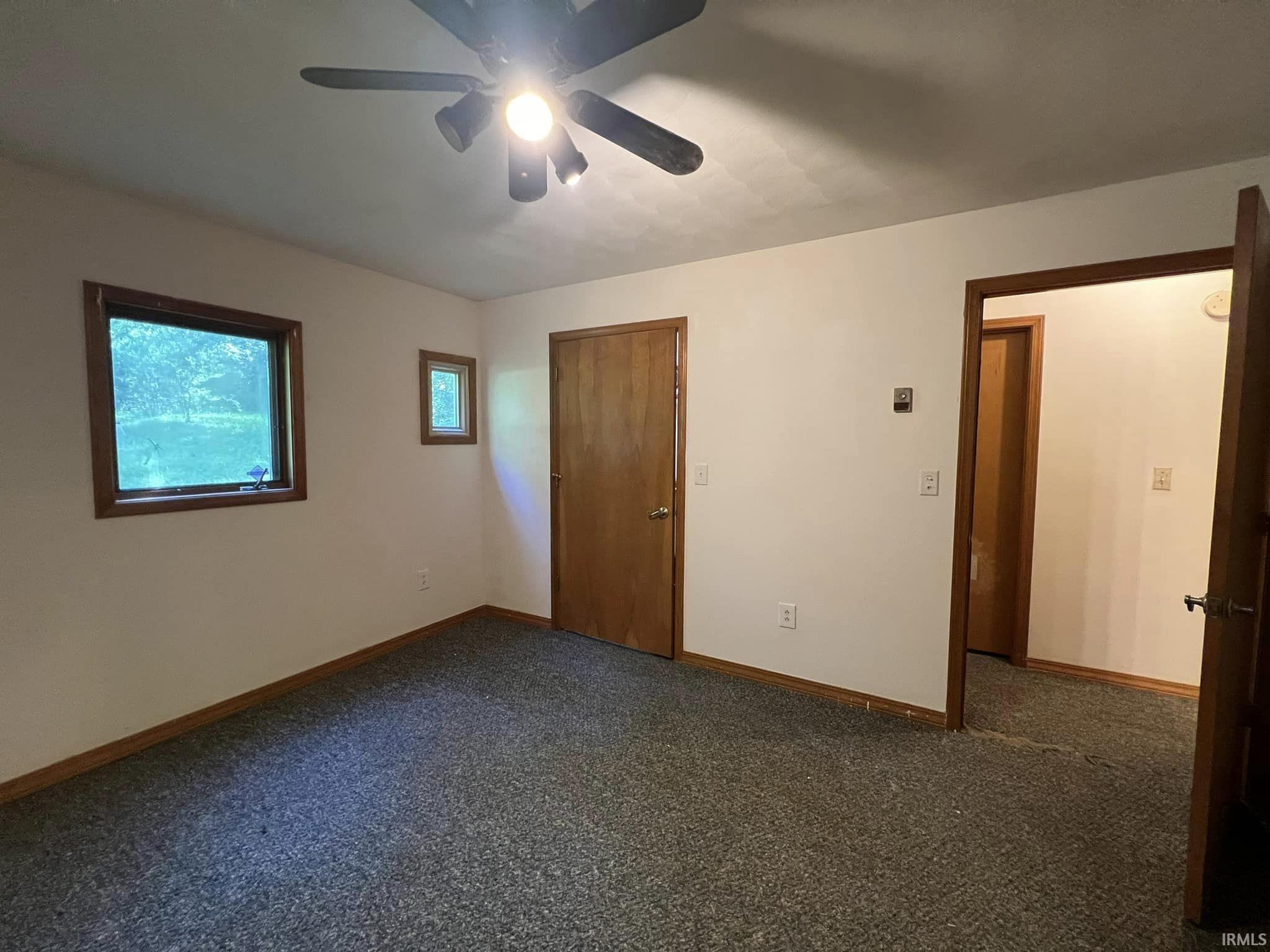 642 Riley Boulevard Bedford, IN 47421 - Photo 10 of 16
