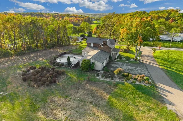 $409,000 | 263 Goodwin Road, Smithfield, PA 15478