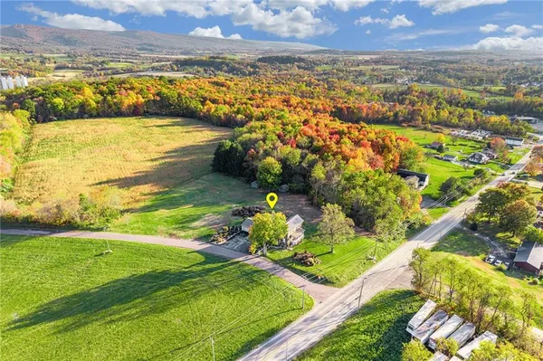 $409,000 | 263 Goodwin Road, Smithfield, PA 15478