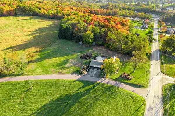$409,000 | 263 Goodwin Road, Smithfield, PA 15478