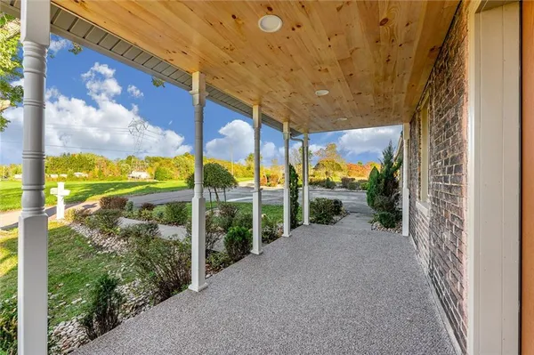 $409,000 | 263 Goodwin Road, Smithfield, PA 15478