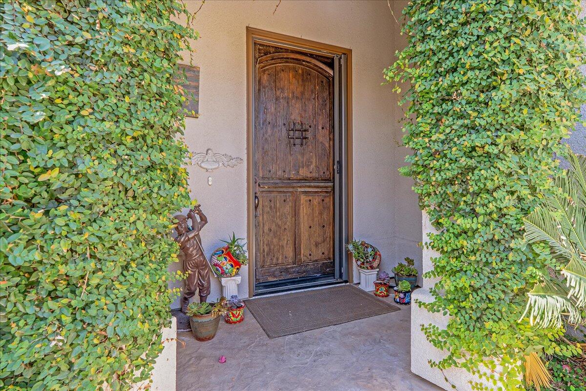 32815 Riverside Drive Springville, CA 93265 - Photo 19 of 84 Entryway
