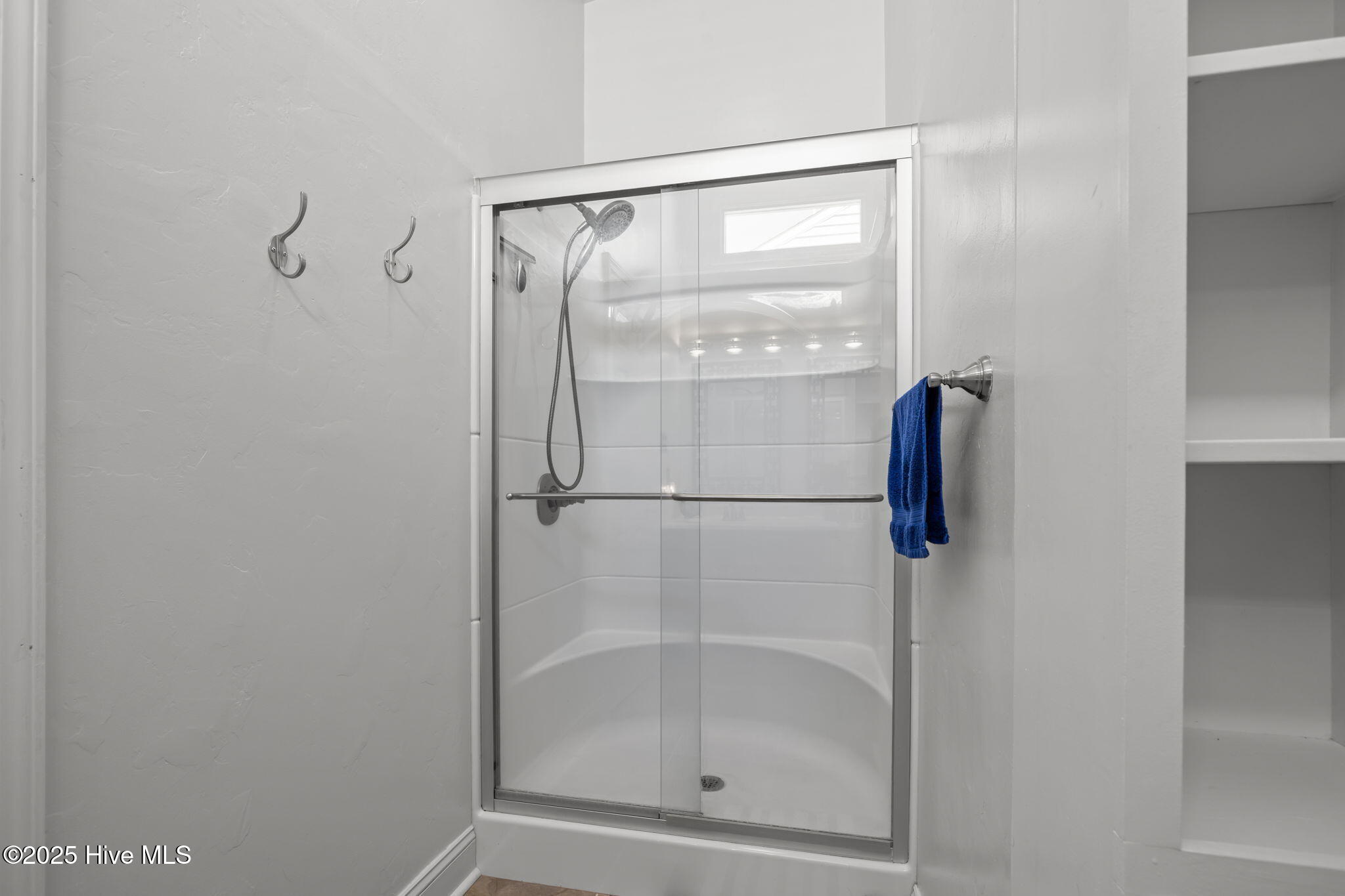 608 Barbour Road Morehead City, NC 28557 - Photo 14 of 41 Primary Bath