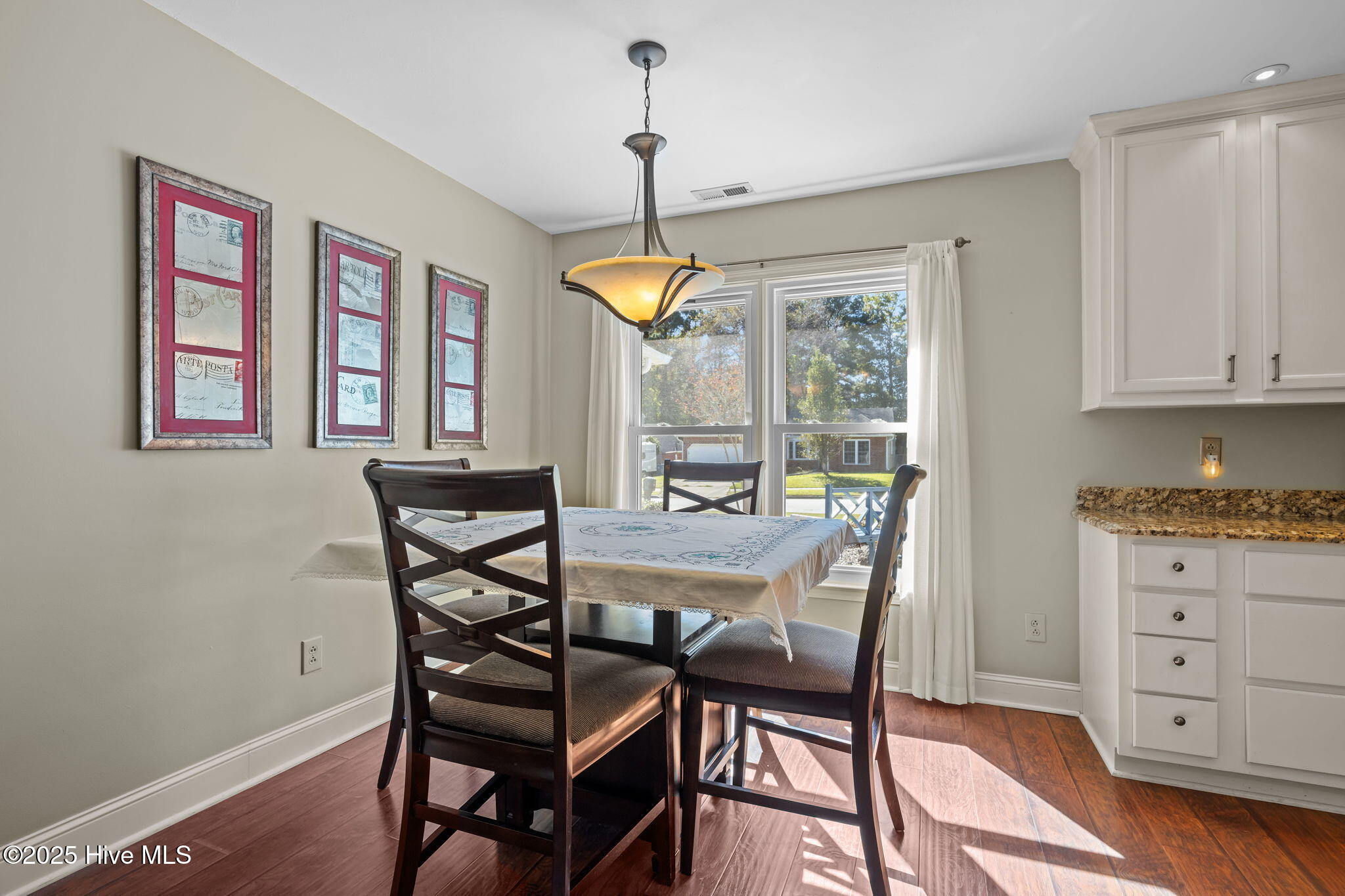 608 Barbour Road Morehead City, NC 28557 - Photo 20 of 41 Dining Area