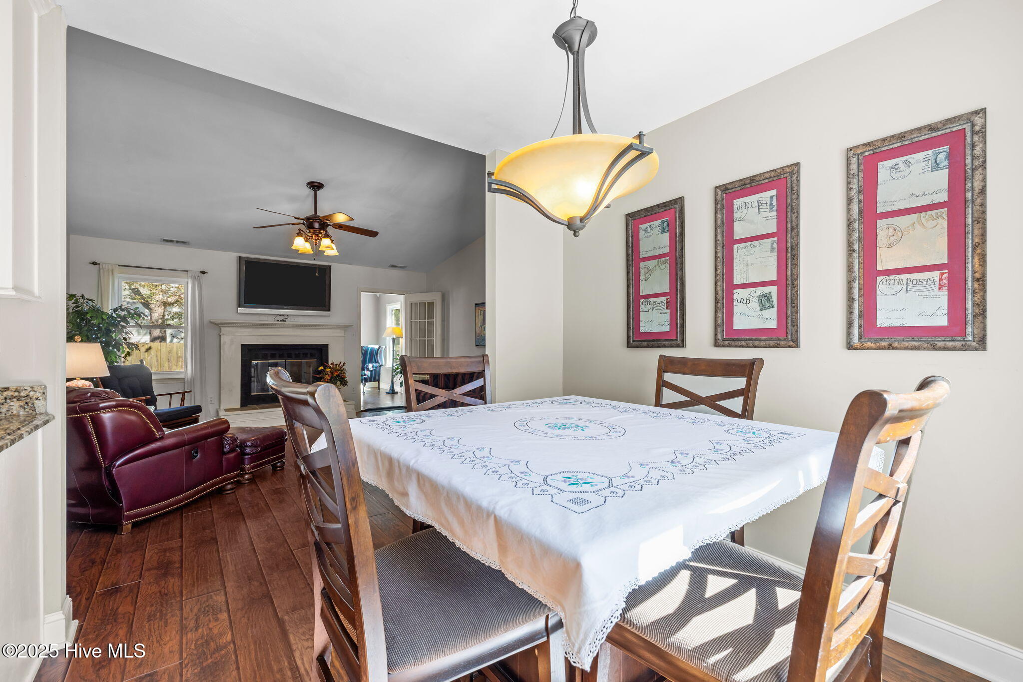 608 Barbour Road Morehead City, NC 28557 - Photo 22 of 41 Dining area towards living room