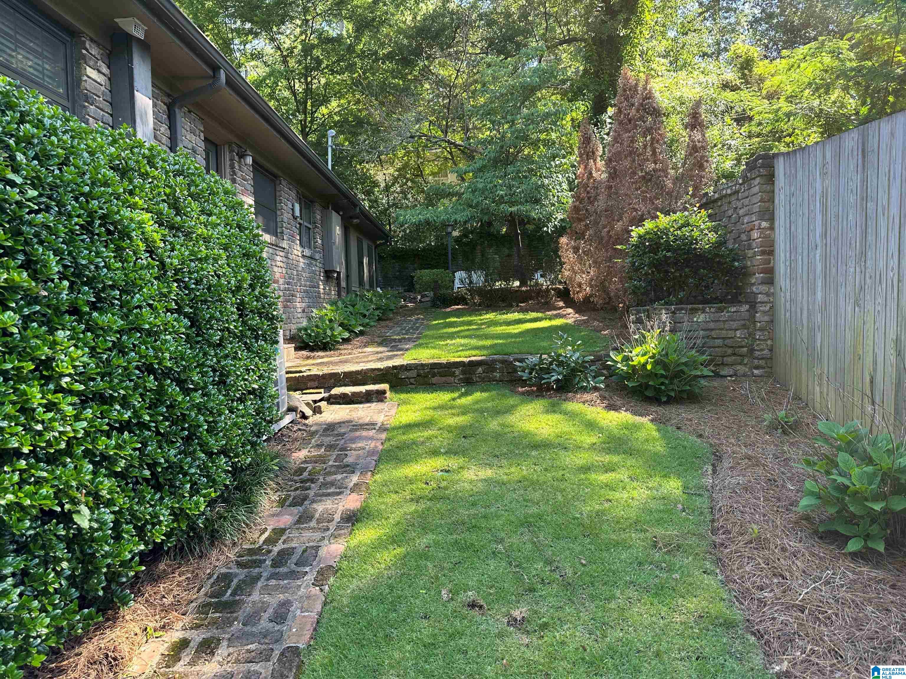 701 Belmont Road Birmingham, AL 35209 - Photo 41 of 45