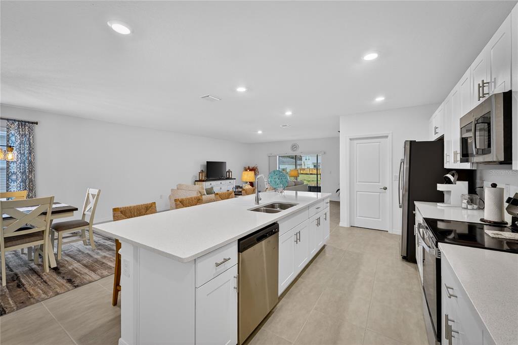 317 Riverfront Way Edgewater, FL 32141 - Photo 13 of 63