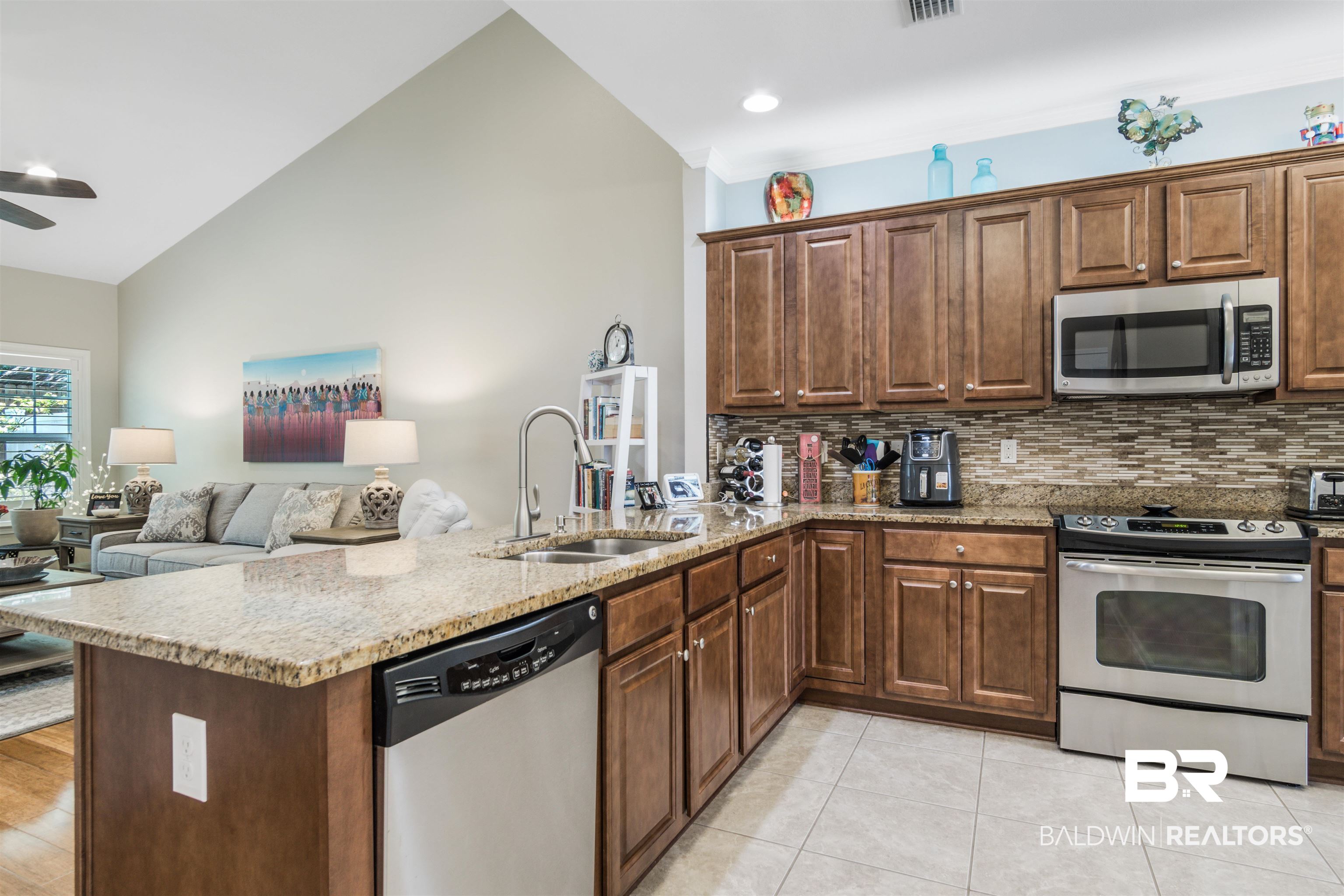430 West Fort Morgan Road, Unit 2001 Gulf Shores, AL 36542 - Photo 7 of 34