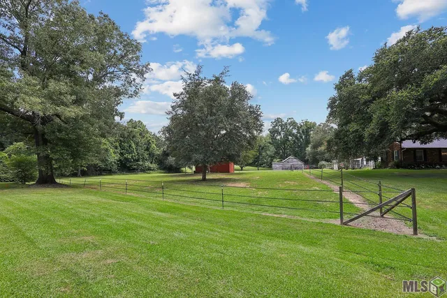 $763,000 | 3058 Highway 966, St. Francisville, LA 70775