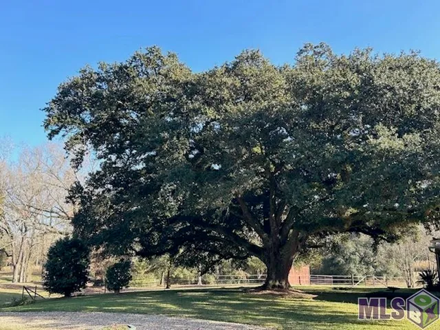 $763,000 | 3058 Highway 966, St. Francisville, LA 70775