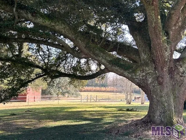 $763,000 | 3058 Highway 966, St. Francisville, LA 70775