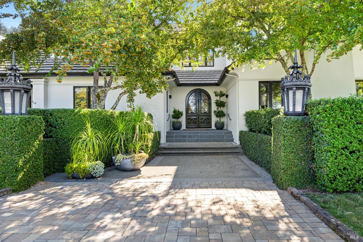 4395 Pine Flat Road Healdsburg, CA 95448 - Photo 1 of 76