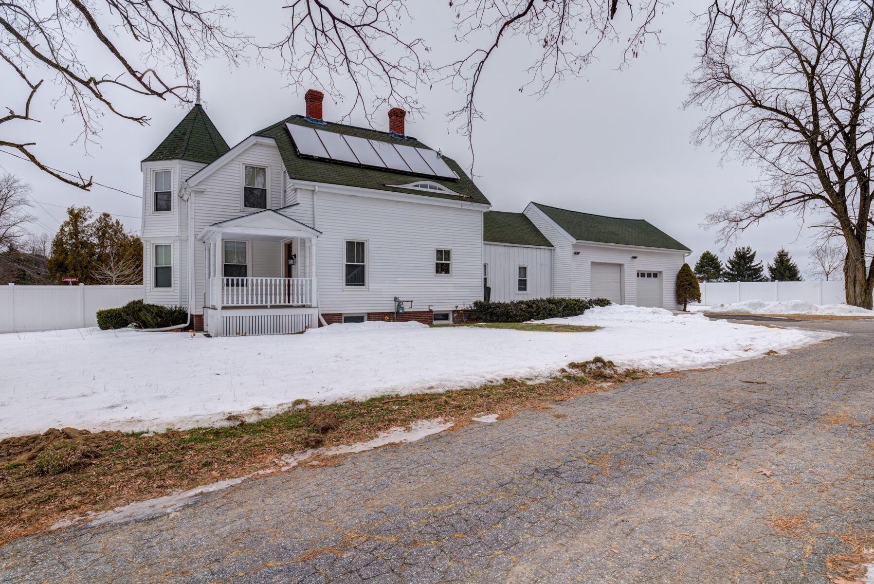 299 Main Street Cumberland, ME 04021 - Photo 3 of 26 atVpeiKA