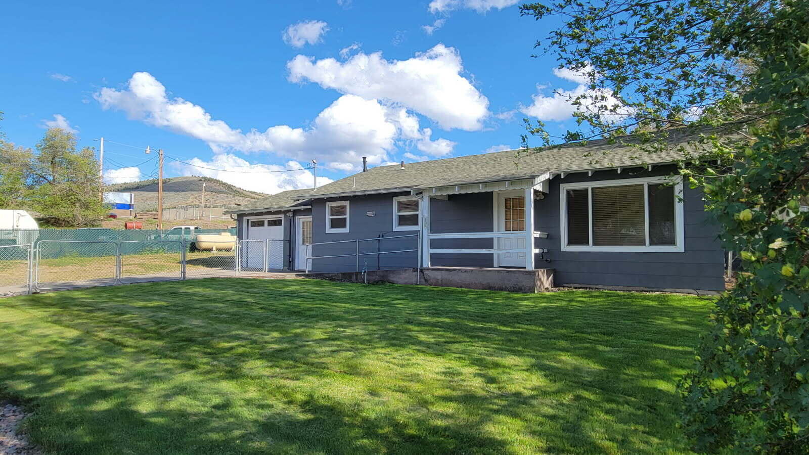 320 Southeast High Street Mitchell, OR 97750 - Photo 1 of 34 image000001