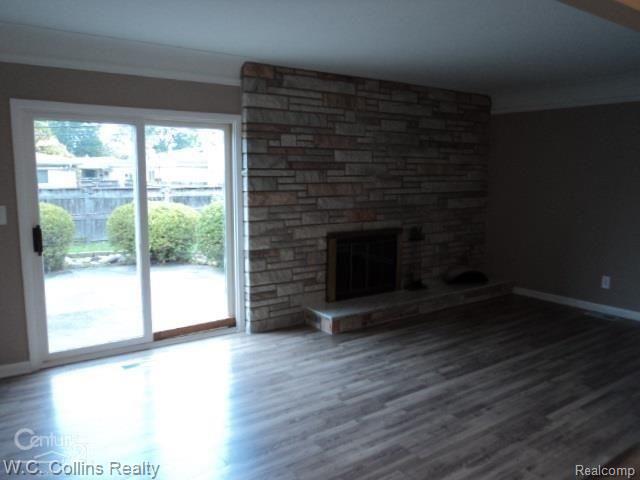12951 Common Road Warren, MI 48088 - Photo 6 of 12 6.JPG