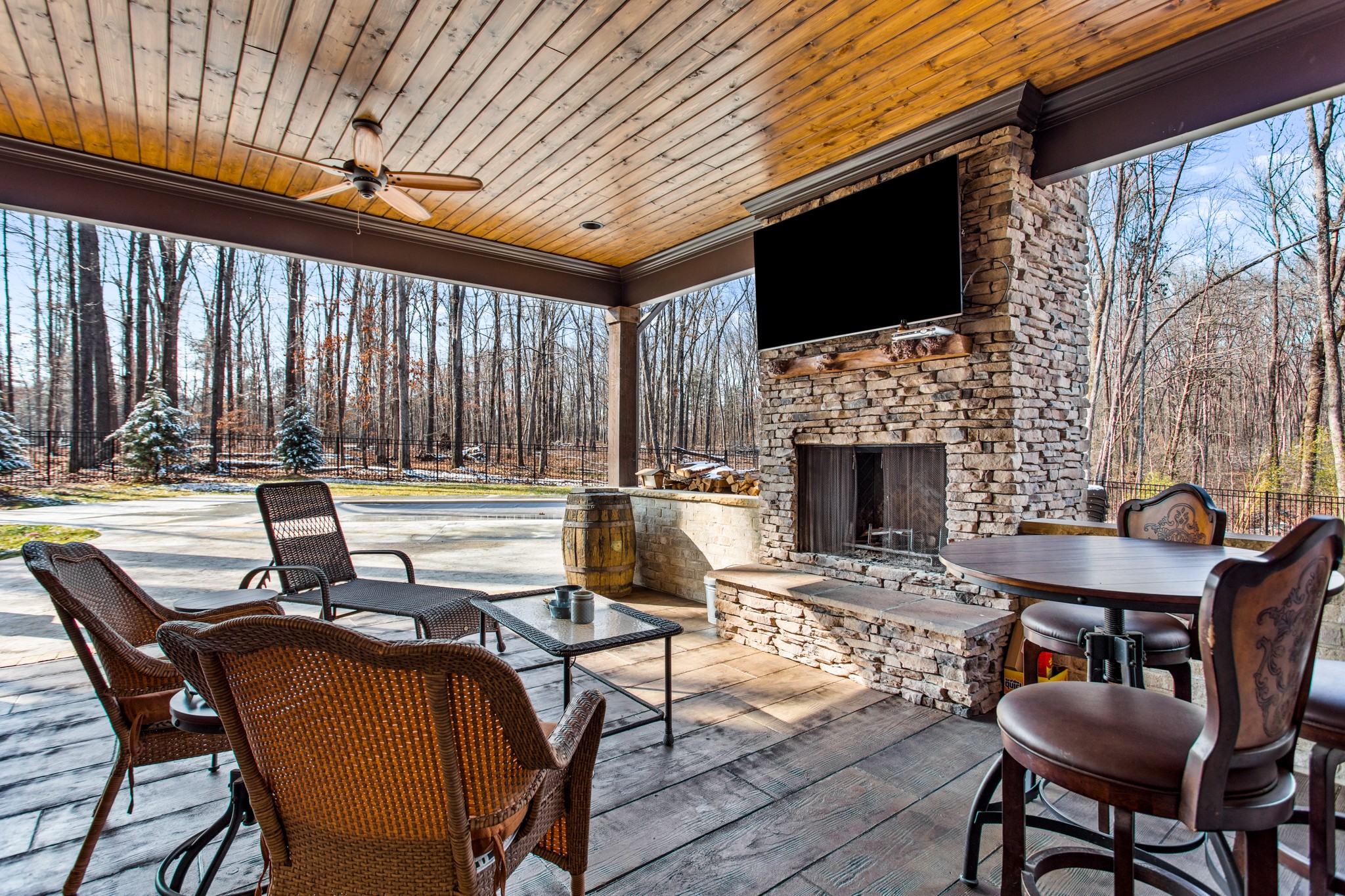 425 Puckett Road Murfreesboro, TN 37128 - Photo 34 of 44 a view of a patio with a table and chairs