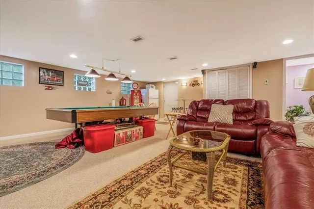 $310,000 | 165 Oakdale Avenue, Castle Shannon, PA 15234