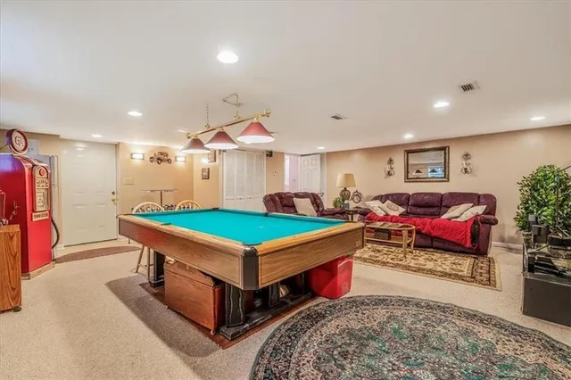 $310,000 | 165 Oakdale Avenue, Castle Shannon, PA 15234