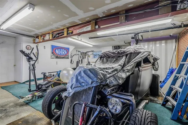 $310,000 | 165 Oakdale Avenue, Castle Shannon, PA 15234