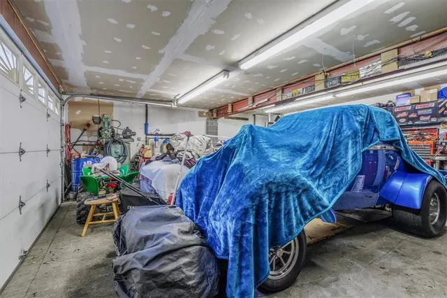 $310,000 | 165 Oakdale Avenue, Castle Shannon, PA 15234