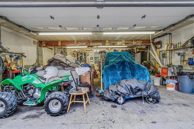 $310,000 | 165 Oakdale Avenue, Castle Shannon, PA 15234