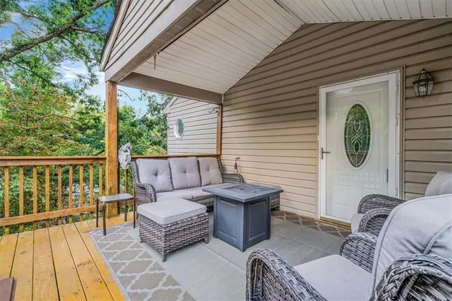 $310,000 | 165 Oakdale Avenue, Castle Shannon, PA 15234