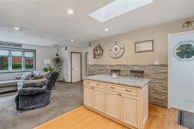 $310,000 | 165 Oakdale Avenue, Castle Shannon, PA 15234