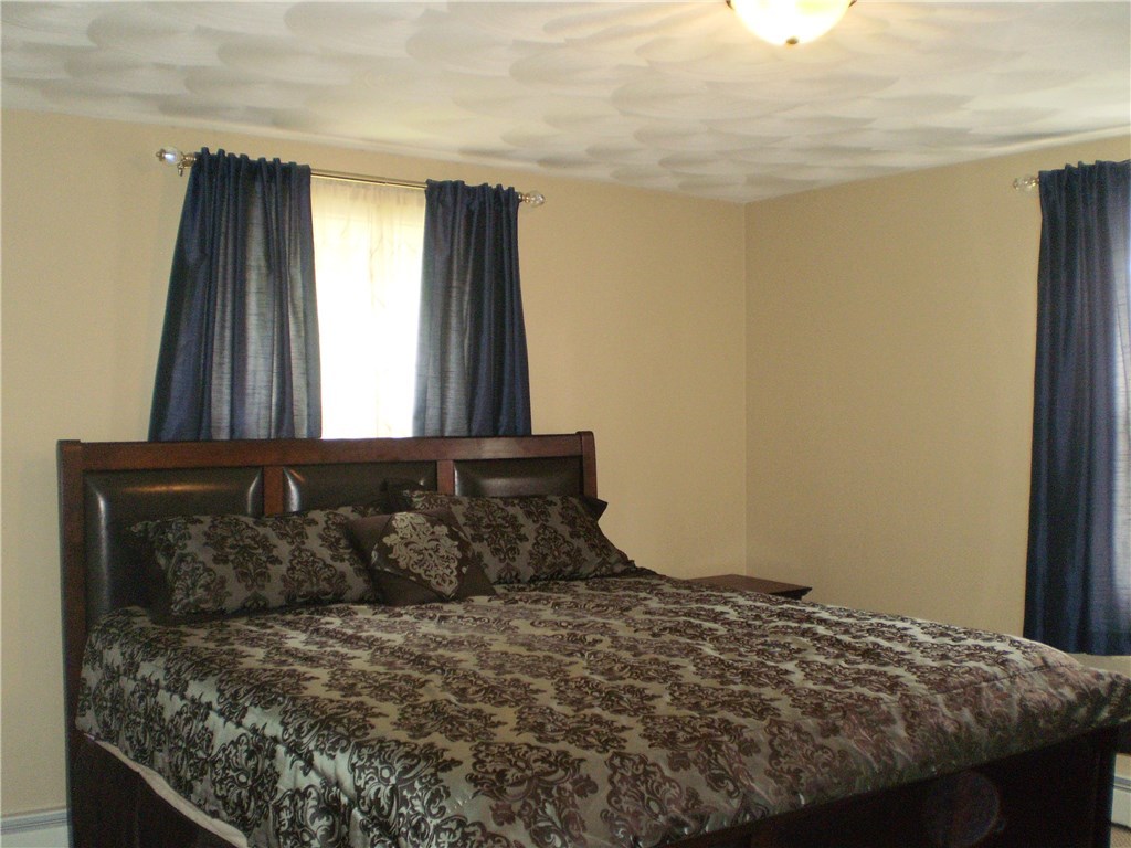 65 Lakeland Road Cranston, RI 02910 - Photo 13 of 30