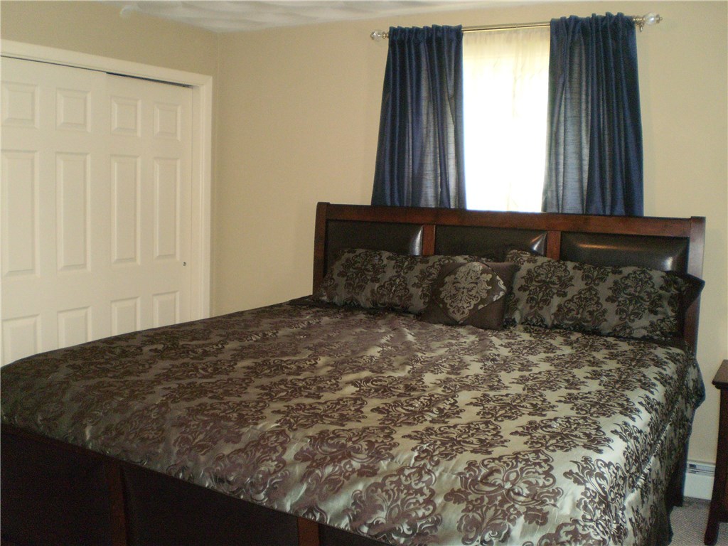 65 Lakeland Road Cranston, RI 02910 - Photo 14 of 30