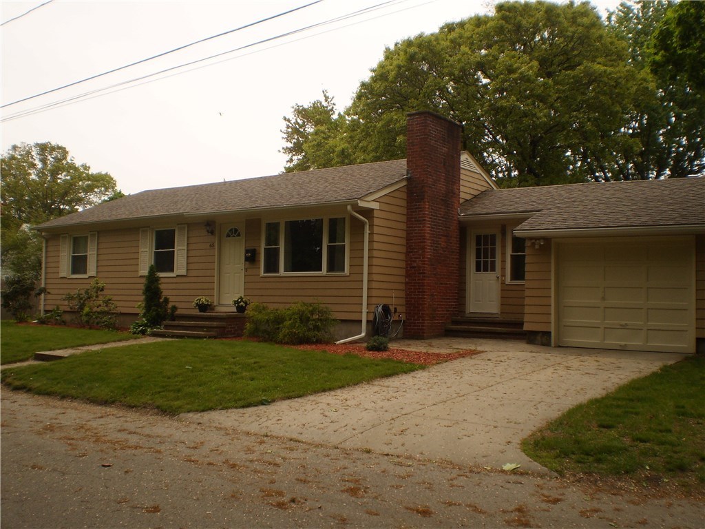 65 Lakeland Road Cranston, RI 02910 - Photo 2 of 30