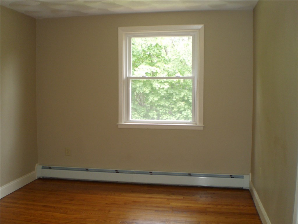 65 Lakeland Road Cranston, RI 02910 - Photo 21 of 30