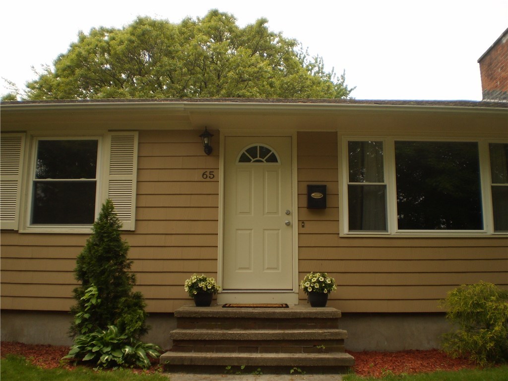 65 Lakeland Road Cranston, RI 02910 - Photo 24 of 30
