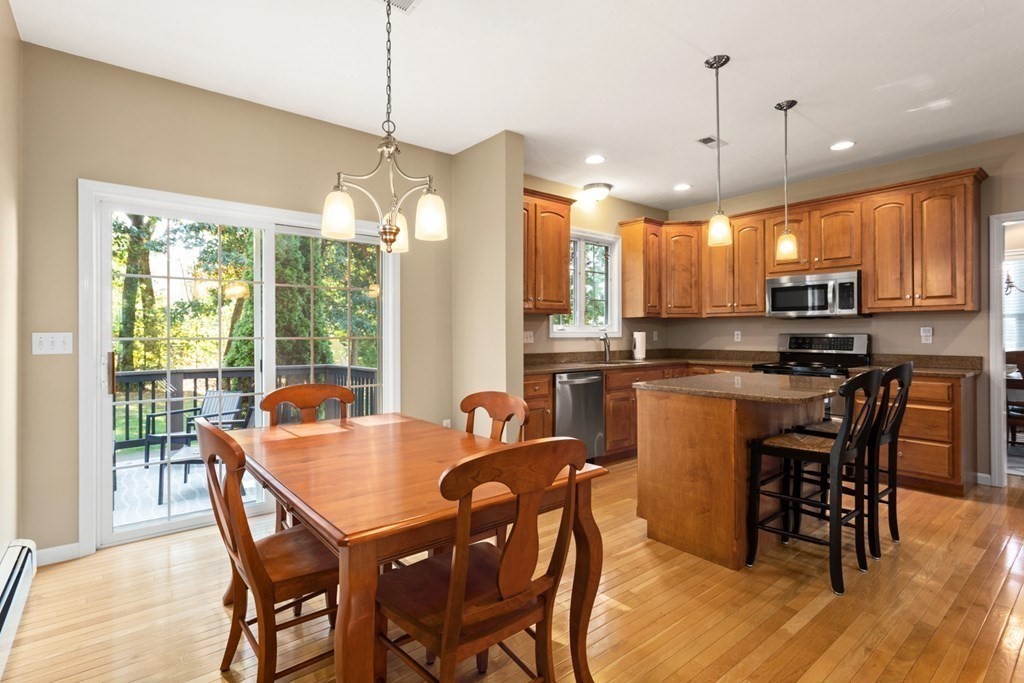 69 Meadowbrook Road Franklin, MA 02038 - Photo 19 of 42 Gallery Image 19