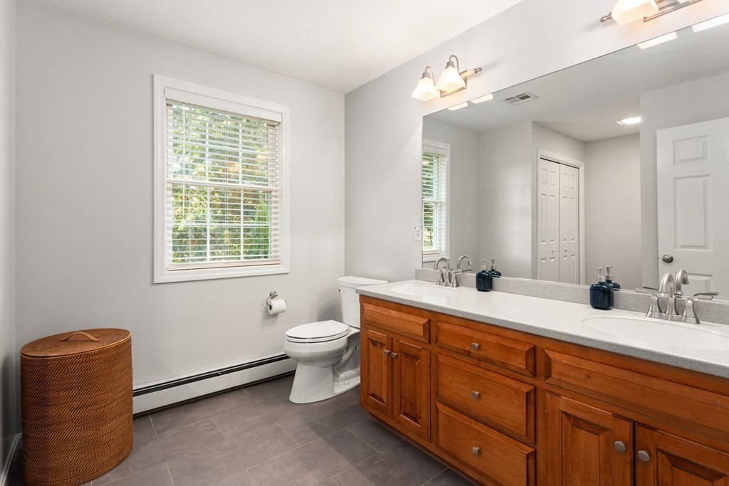 69 Meadowbrook Road Franklin, MA 02038 - Photo 28 of 42 Gallery Image 28