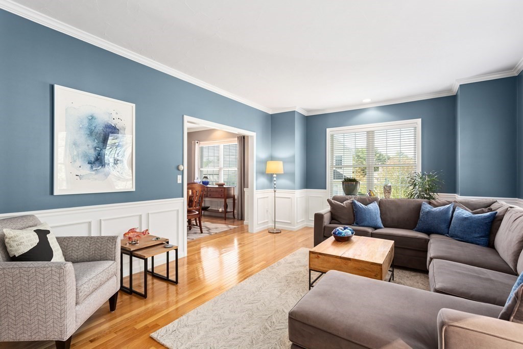 69 Meadowbrook Road Franklin, MA 02038 - Photo 5 of 42 Gallery Image 5