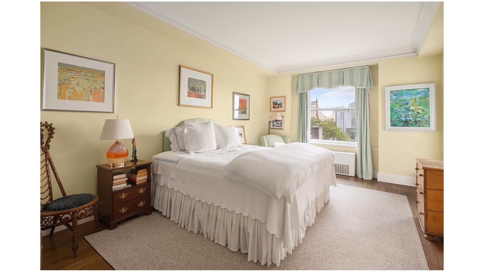 4 Sutton Place, Unit 7N Manhattan, NY 10022 - Photo 3 of 6