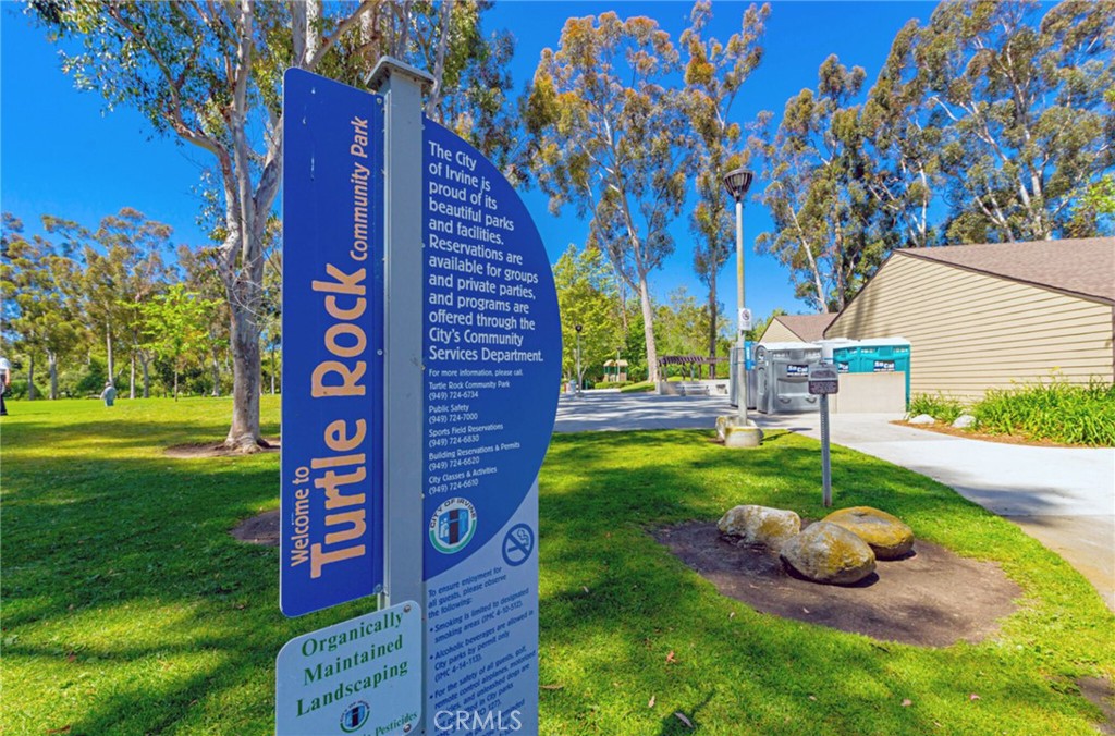 10 Sunshine, Unit 31 Irvine, CA 92603 - Photo 26 of 29 a view of a back yard with an outdoor space