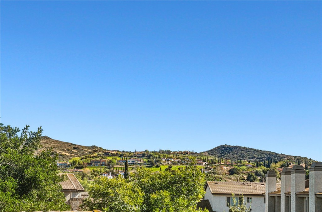 10 Sunshine, Unit 31 Irvine, CA 92603 - Photo 29 of 29 a view of a large building